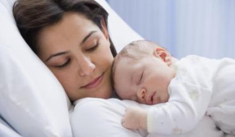 How to First Breastfeed a Newborn (Check the Video)