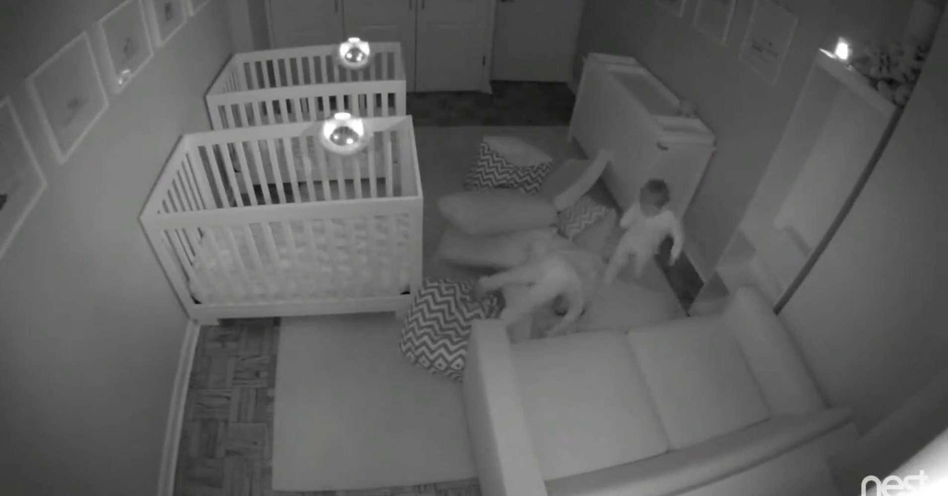 Mother puts camera to shoot twins at night